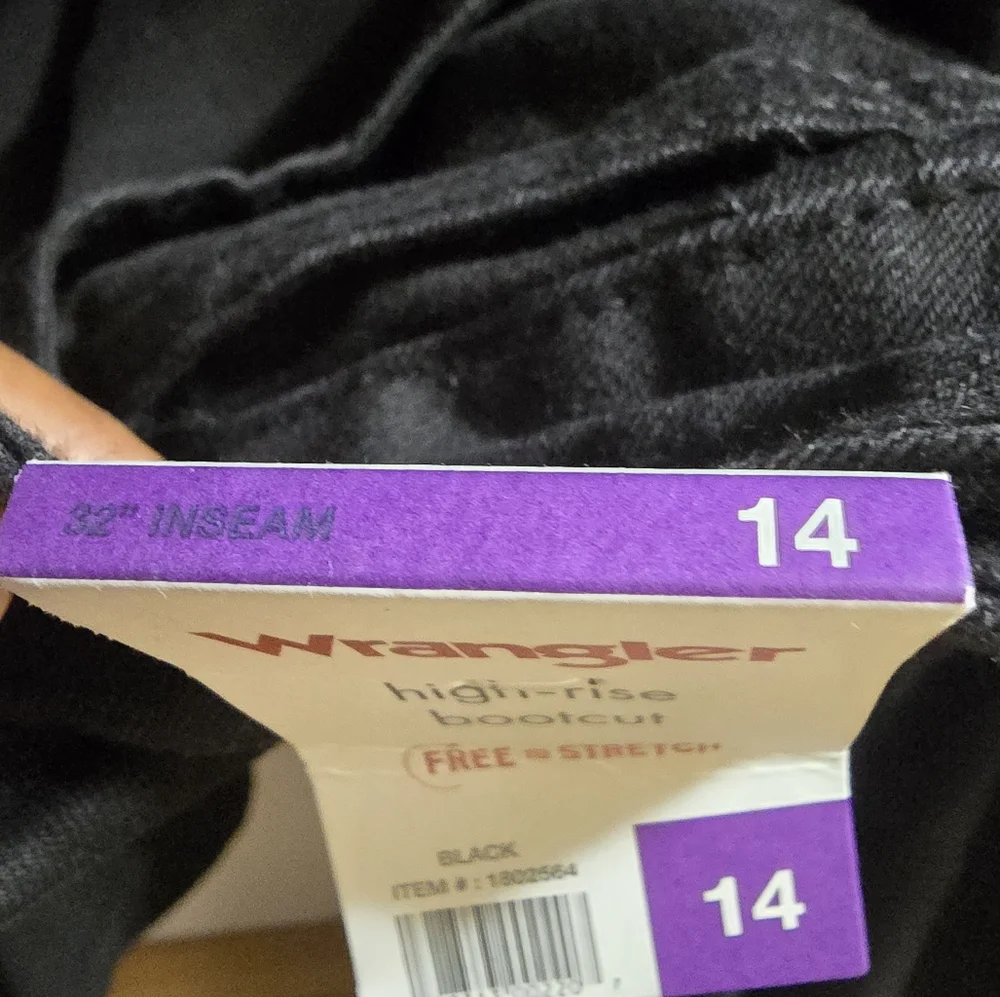 Wrangler Ladies' High-Rise Bootcut Jeans, Black, Size 14/34 - New - Picture 12 of 14